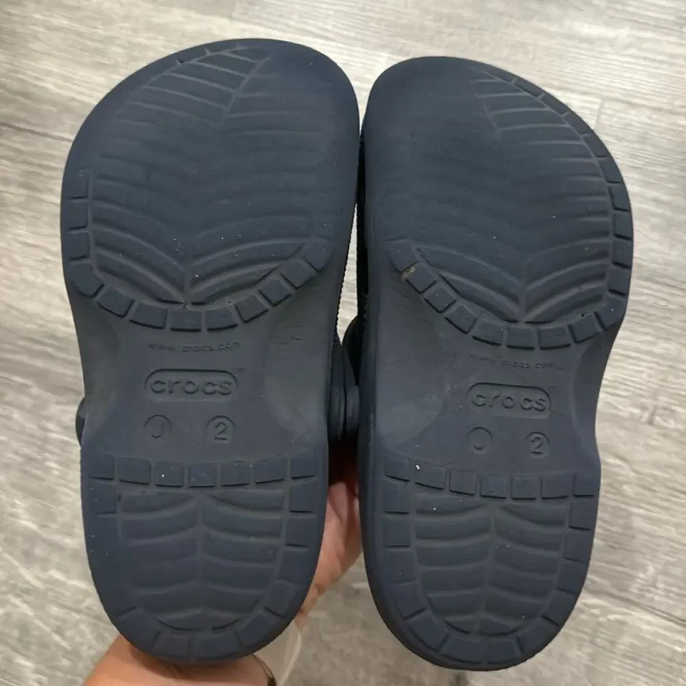 CROCS Baya Clog Navy Size 2